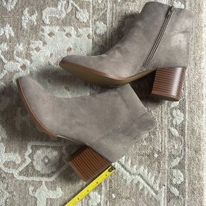 NWOT J Crew Suede Booties 8 1/2